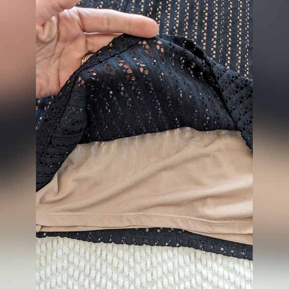 NWT !! BCBG Stunning Sheath Black Dress Sz. Large - Picture 8 of 10